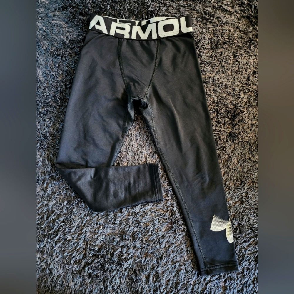 (Pre-loved) UnderArmour Kids Leggings